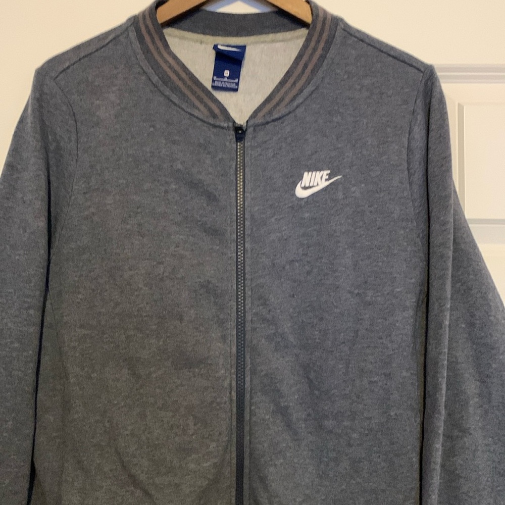 Nike boys sweatshirt. Size M. Color light blue